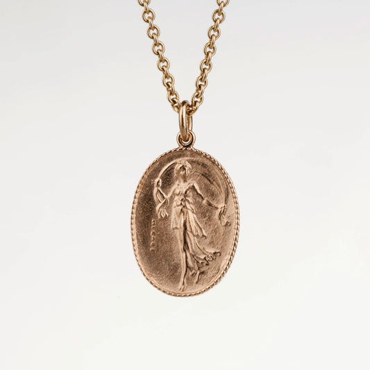 Anhänger "Tuchtänzerin" in 750er Rosegold